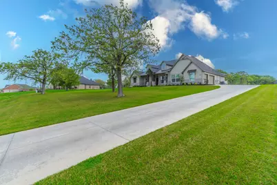150 Las Brisas Drive, Decatur, TX 76234 - Photo 2