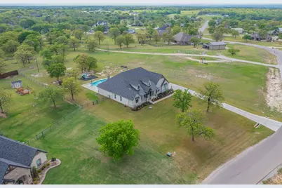 150 Las Brisas Drive, Decatur, TX 76234 - Photo 30