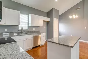 604 S Aquilla St, Itasca, TX 76055 - Photo 16