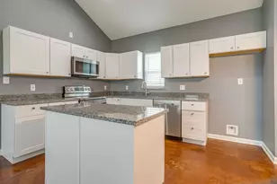 604 S Aquilla St, Itasca, TX 76055 - Photo 10