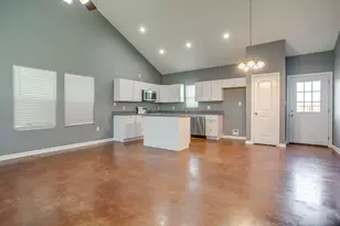 604 S Aquilla St, Itasca, TX 76055 - Photo 8