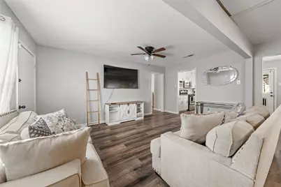 706 Horseshoe Drive, Beverly Hills, TX 76711 - Photo 4