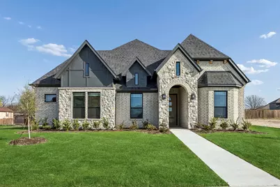 1929 Comanche Drive, DeSoto, TX 75115 - Photo 1