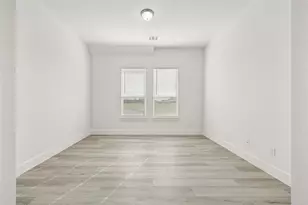 1929 Comanche Dr, DeSoto, TX 75115 - Photo 4