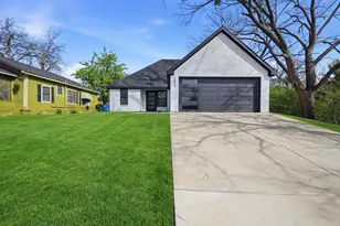 1523 W Bond St, Denison, TX 75020 - Photo 1