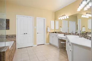 8301 Bartley Cir, Plano, TX 75025 - Photo 16