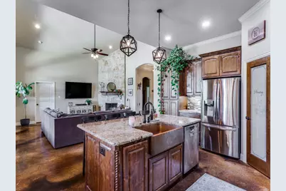 146 Fawna Drive, Azle, TX 76020 - Photo 6