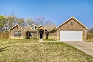 1706 Wright St, Greenville, TX 75401 - Photo 1