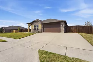 543 Johnson Dr, Lavon, TX 75166 - Photo 2