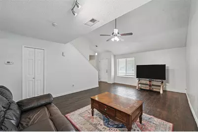 1231 Tiffany Lane, Lewisville, TX 75067 - Photo 4