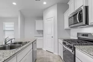 1732 Sand Pine Ln, Fort Worth, TX 76140 - Photo 4