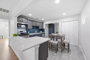 330 W Vinyard Rd, Duncanville, TX 75137 - Photo 6