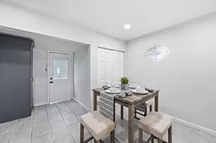 330 W Vinyard Rd, Duncanville, TX 75137 - Photo 8