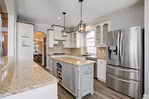 4641 Poplar Ridge Dr, Fort Worth, TX 76123 - Photo 4