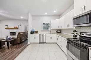 705 Lynnfield Dr, Arlington, TX 76014 - Photo 18