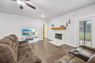 705 Lynnfield Drive, Arlington, TX 76014 - Photo 12