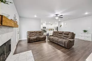 705 Lynnfield Dr, Arlington, TX 76014 - Photo 14