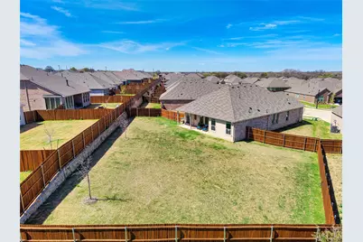 321 Sedalia Trail, Justin, TX 76247 - Photo 26