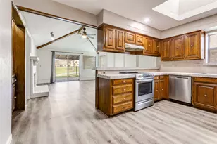 2722 Laurel Oaks Dr, Garland, TX 75044 - Photo 12