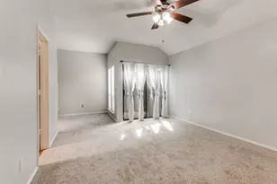 2722 Laurel Oaks Dr, Garland, TX 75044 - Photo 16