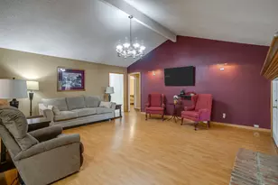 1001 Field Crest Ct, Arlington, TX 76012 - Photo 8