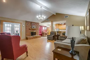 1001 Field Crest Ct, Arlington, TX 76012 - Photo 10