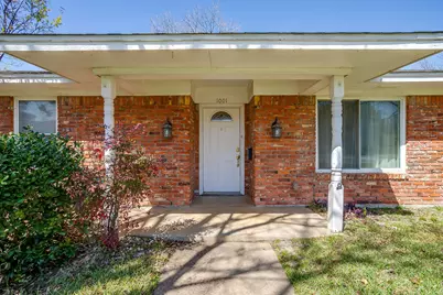 1001 Field Crest Court, Arlington, TX 76012 - Photo 4