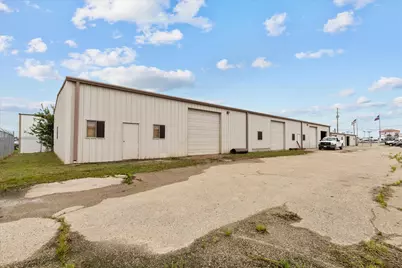 2305 N Main Street, Cleburne, TX 76033 - Photo 6