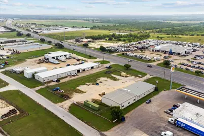 2305 N Main Street, Cleburne, TX 76033 - Photo 38