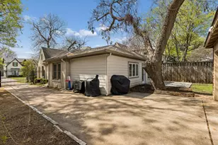 5715 Kenwood Ave, Dallas, TX 75206 - Photo 36