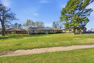 312 Charlie Dr, Whitesboro, TX 76273 - Photo 12