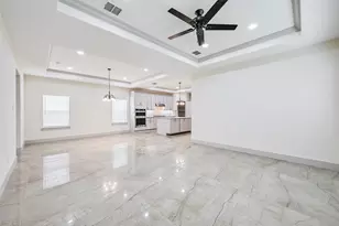 1102 Fort Worth St, Grand Prairie, TX 75050 - Photo 20