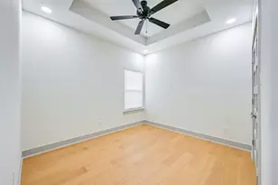 1102 Fort Worth St, Grand Prairie, TX 75050 - Photo 6