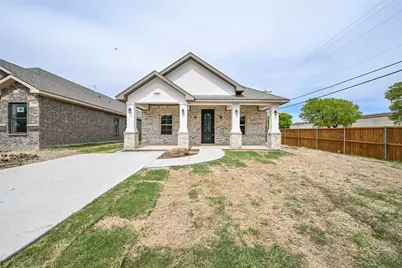 1102 Fort Worth St Street, Grand Prairie, TX 75050 - Photo 2