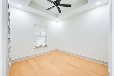 1102 Fort Worth St Street, Grand Prairie, TX 75050 - Photo 4