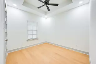 1102 Fort Worth St, Grand Prairie, TX 75050 - Photo 4