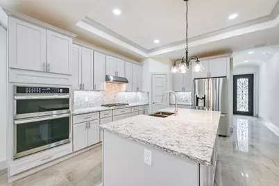 1102 Fort Worth St Street, Grand Prairie, TX 75050 - Photo 10