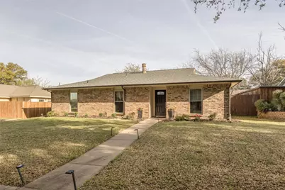 1447 Vanderbilt Drive, Plano, TX 75023 - Photo 2