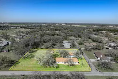311 N Britton Street, Tom Bean, TX 75489 - Photo 8