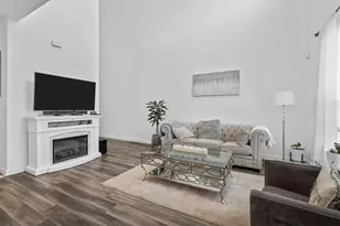 2745 Splendor Ln, Little Elm, TX 75068 - Photo 2