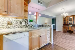 10556 High Hollows Dr, Dallas, TX 75230 - Photo 10