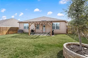 7621 Duck Bay Rd, Fort Worth, TX 76120 - Photo 24