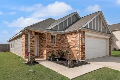1117 Takeoff Avenue, Fort Worth, TX 76131 - Photo 2