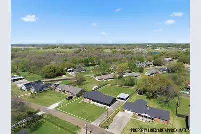 1190 Greenwood Lane, Waco, TX 76705 - Photo 32