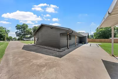 1190 Greenwood Lane, Waco, TX 76705 - Photo 30