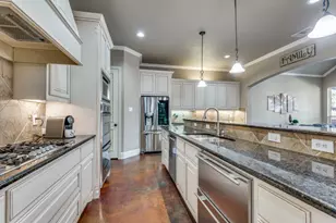 4353 Crestwood Ct, Grapevine, TX 76051 - Photo 8