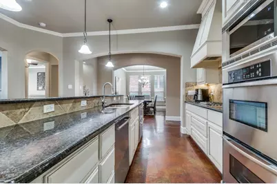 4353 Crestwood Court, Grapevine, TX 76051 - Photo 6