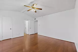 8545 Midpark Dr, Dallas, TX 75240 - Photo 22