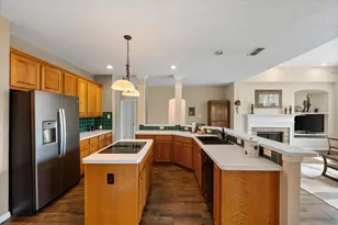 2800 Springbranch Ct, Grapevine, TX 76051 - Photo 12