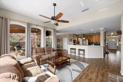 2800 Springbranch Court, Grapevine, TX 76051 - Photo 16